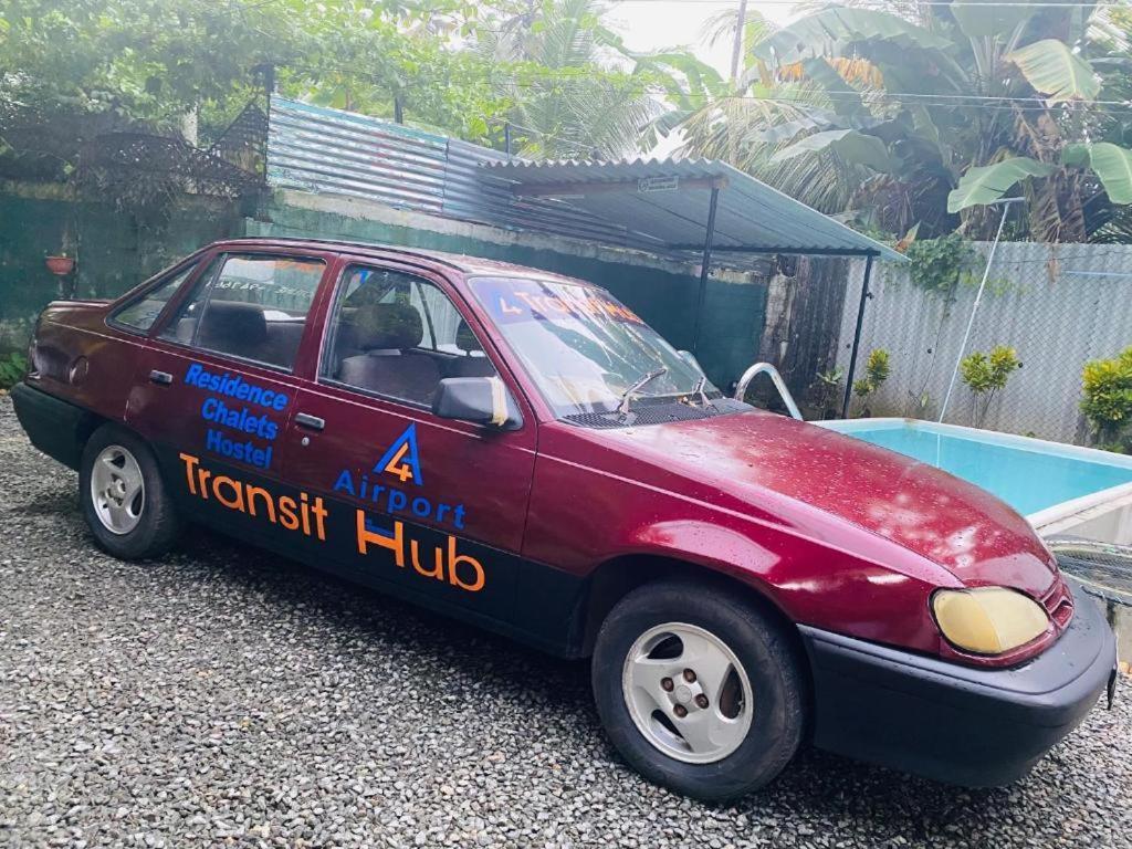 A4 Hostel Colombo Airport - Eco Lodge - Free Pickup & Drop Katunayaka Ngoại thất bức ảnh